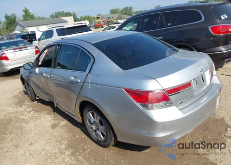 2011 Honda Accord 2.4 Se из США, поврежденный, VIN 1HGCP2F61BA018103